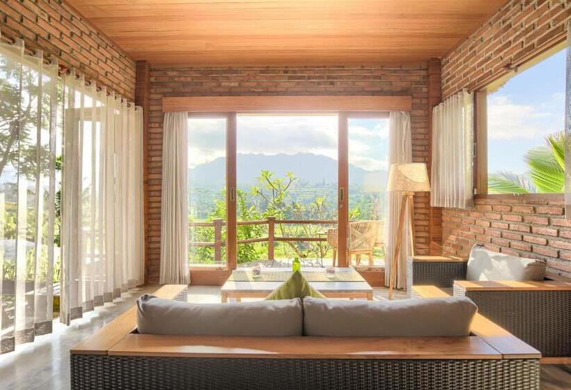 Romantic Barn With Mt. Agung Views