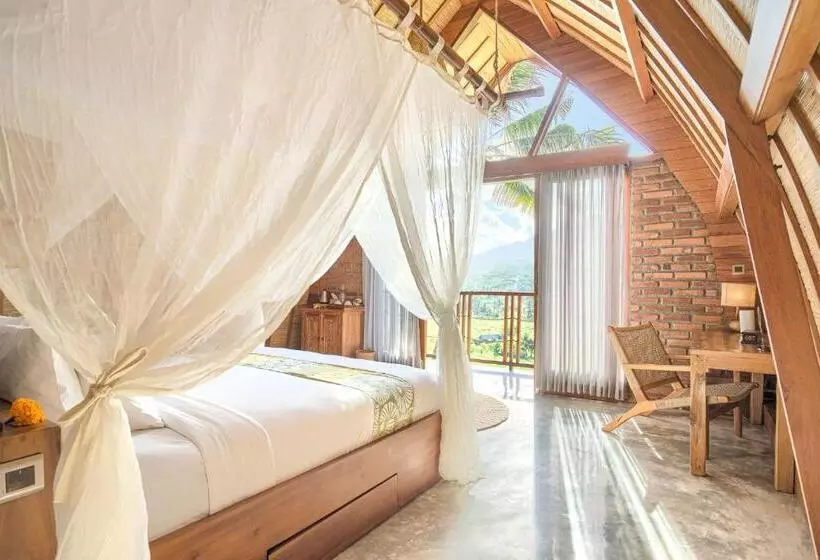 Romantic Barn With Mt. Agung Views