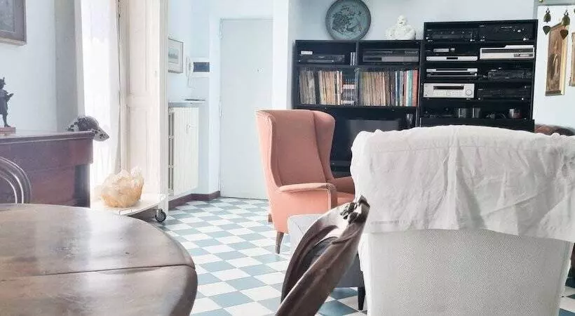 Joivy Vintage And Gorgeous 2 Bed Flat Near Sforzesco Castle
