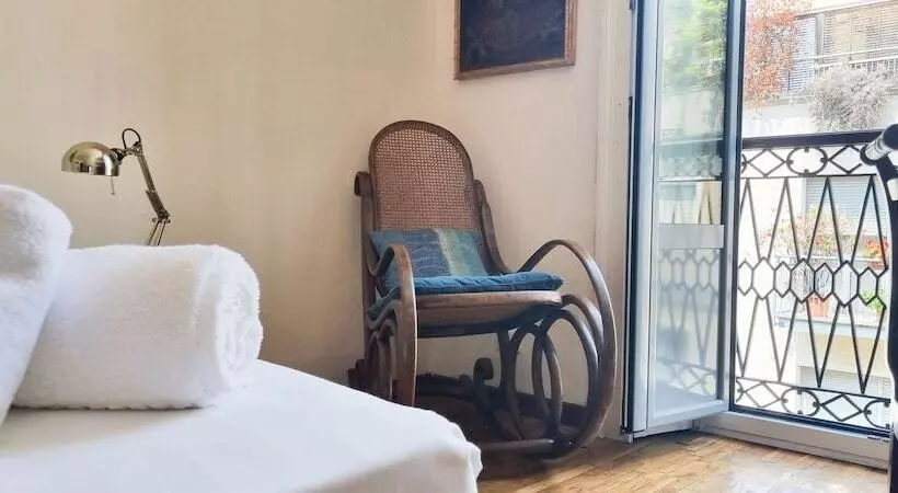 Joivy Vintage And Gorgeous 2 Bed Flat Near Sforzesco Castle