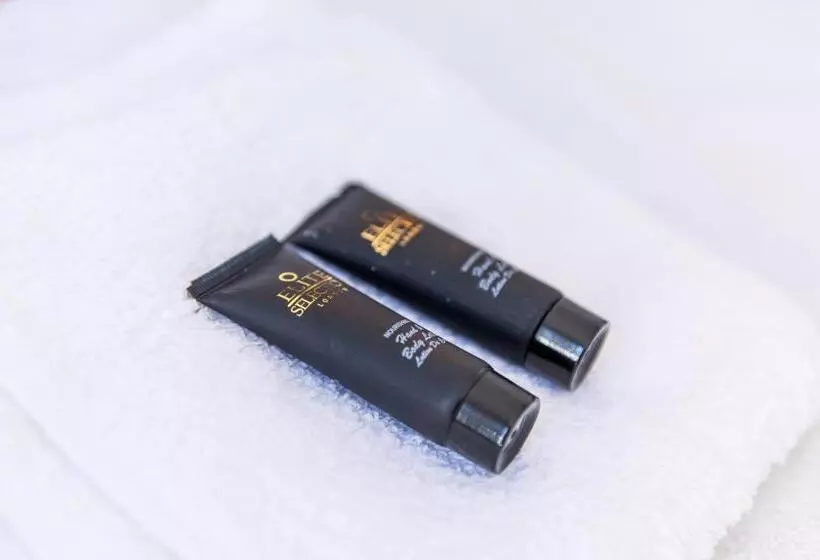 Characterful 2 Bed Apartment   Spacious & Comfy