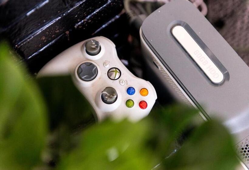 Characterful 2 Bed Apartment   Spacious & Comfy