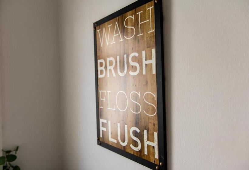 Characterful 2 Bed Apartment   Spacious & Comfy