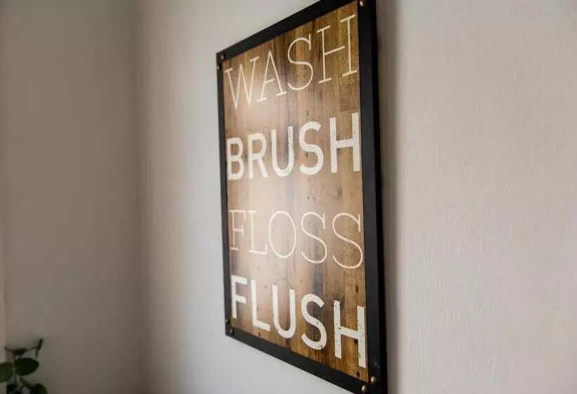 Characterful 2 Bed Apartment   Spacious & Comfy