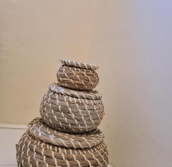 Characterful 2 Bed Apartment   Spacious & Comfy