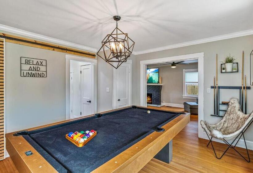 Historic Waterfront Estate With Yard & Modern Kitchen