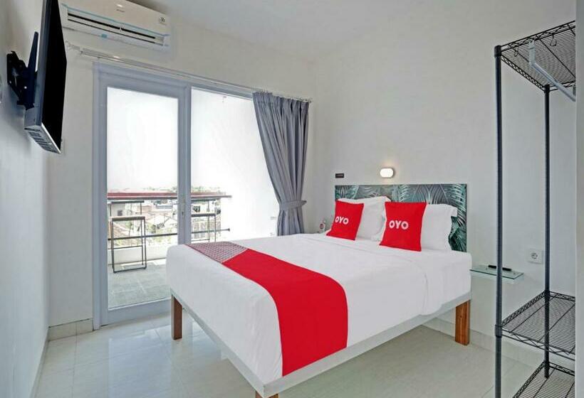 ホテル Oyo 90814 Bali Day