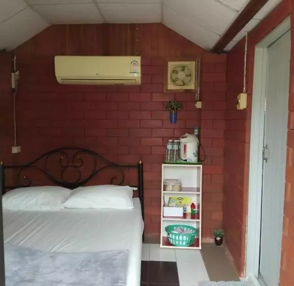 Majatalo บ้านขวัญกมล