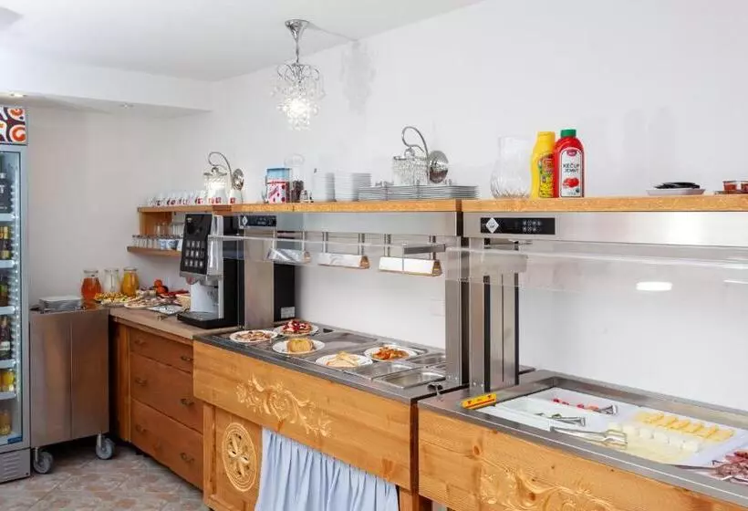 Aamiaismajoitus (B&B) Drevenica U Pavla