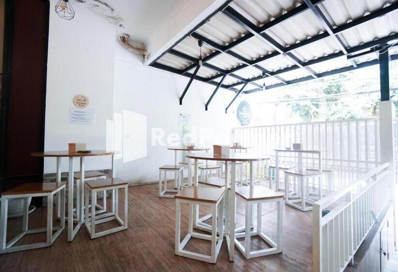 Eascot Hotel Mitra Reddoorz