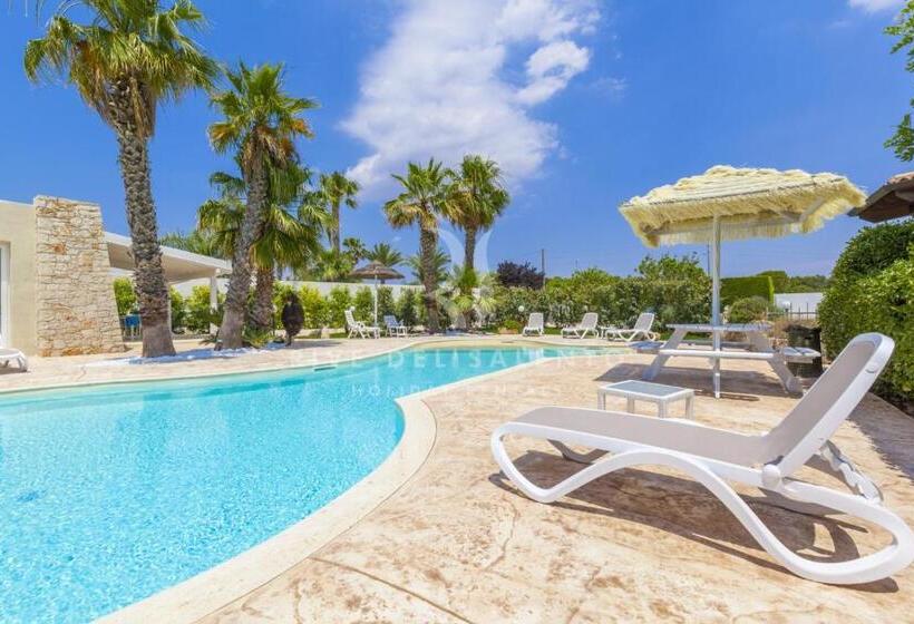 Casina Greca By Rivedelsalento