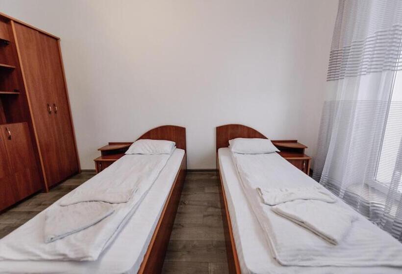 Отель готель яблуниця