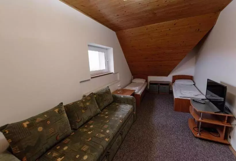 Hotelli готель яблуниця