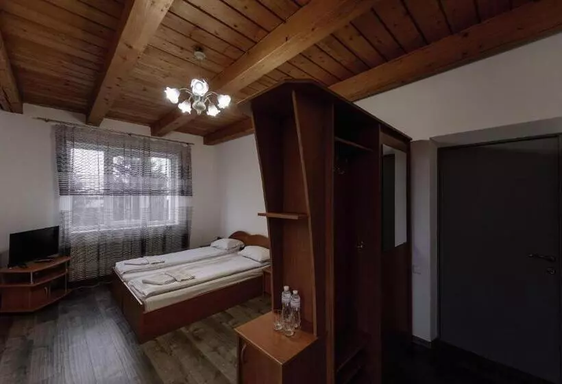 Hotelli готель яблуниця