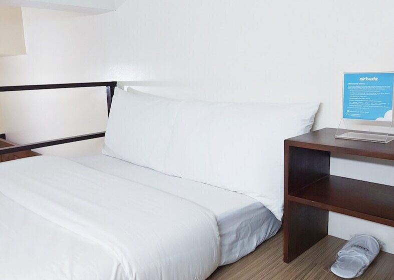 בית מלון כפרי Airobedz Manila Near Taft Avenue