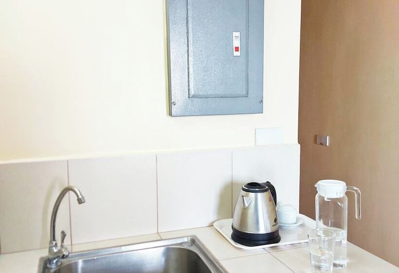 בית מלון כפרי Airobedz Manila Near Taft Avenue