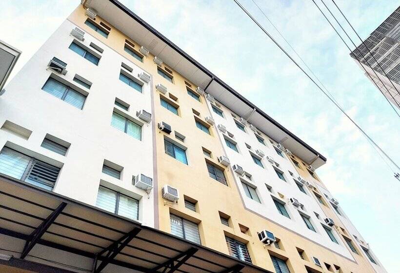 בית מלון כפרי Airobedz Manila Near Taft Avenue