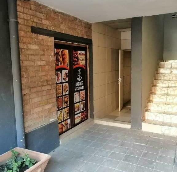 호텔 Anchor Guest Lodge