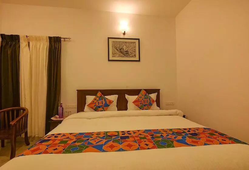 Fabhotel Greenwood Stays