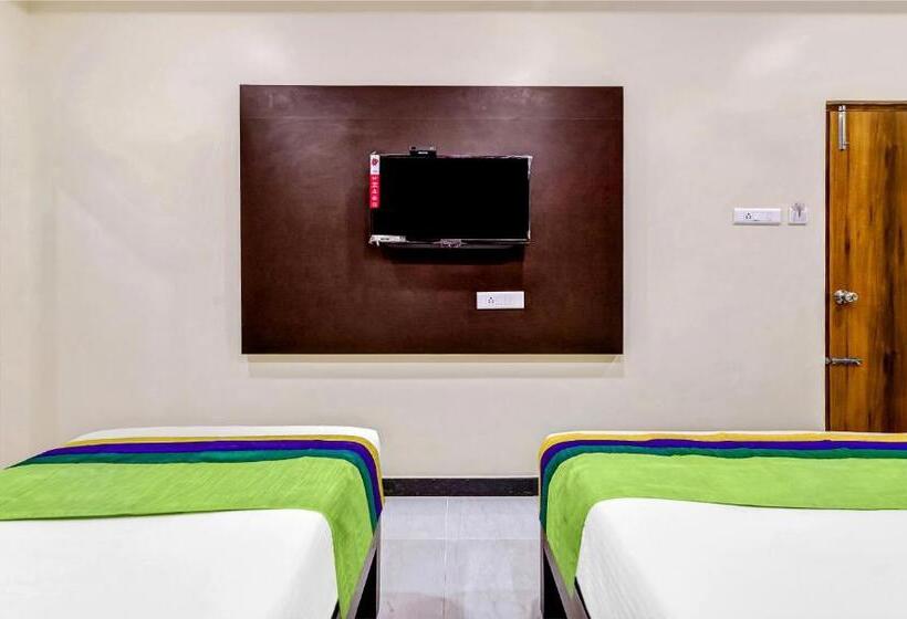 Hotel Treebo Sripadha Residency Alipiri Road