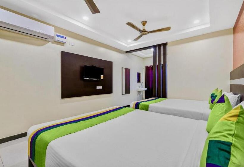 Hotel Treebo Sripadha Residency Alipiri Road