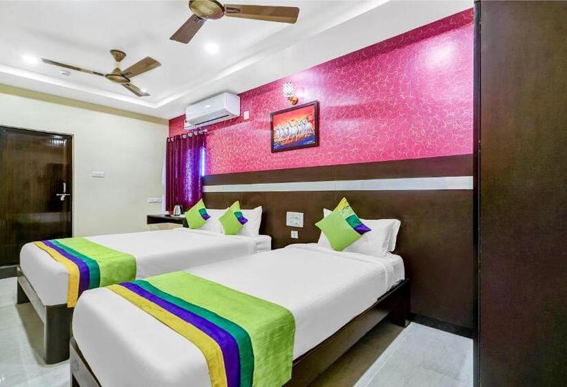 Hotel Treebo Sripadha Residency Alipiri Road