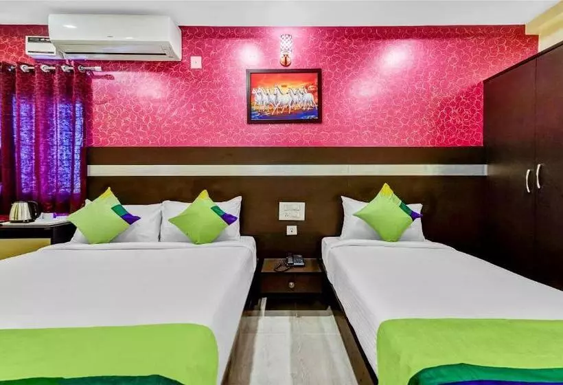 ホテル Treebo Sripadha Residency Alipiri Road