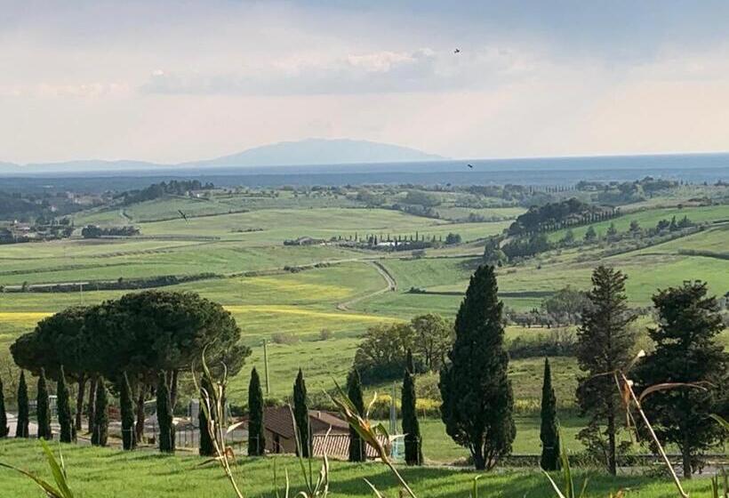 In Piazza Casale Marittimo