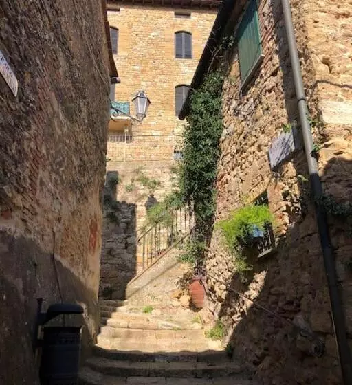 In Piazza Casale Marittimo