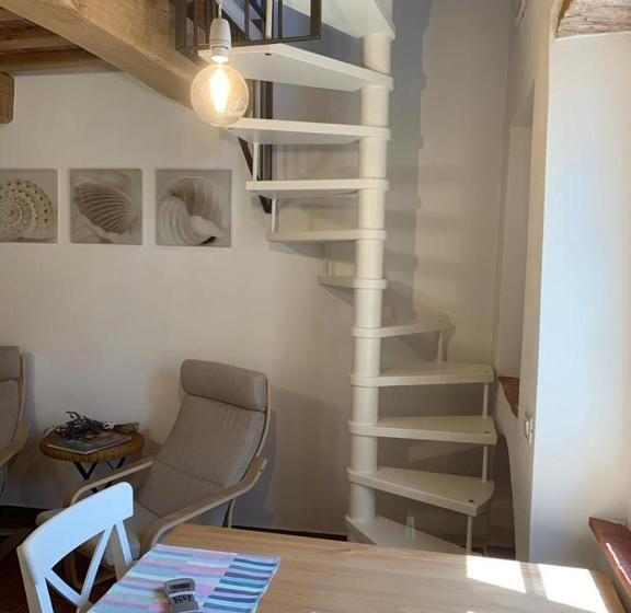 In Piazza Casale Marittimo