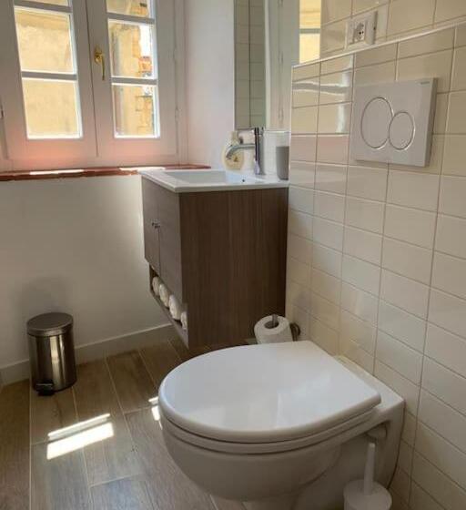 In Piazza Casale Marittimo