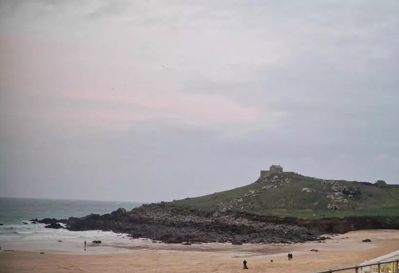 Small Cottage Close To Carbis Bay Beach & St Ives