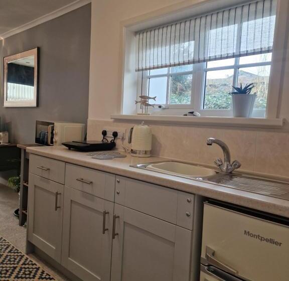 Small Cottage Close To Carbis Bay Beach & St Ives