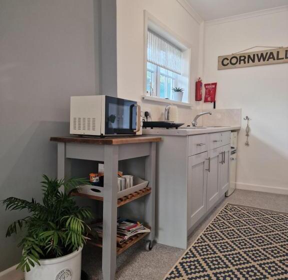 Small Cottage Close To Carbis Bay Beach & St Ives