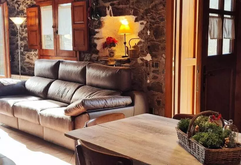 Allotjaments Cal Llarg