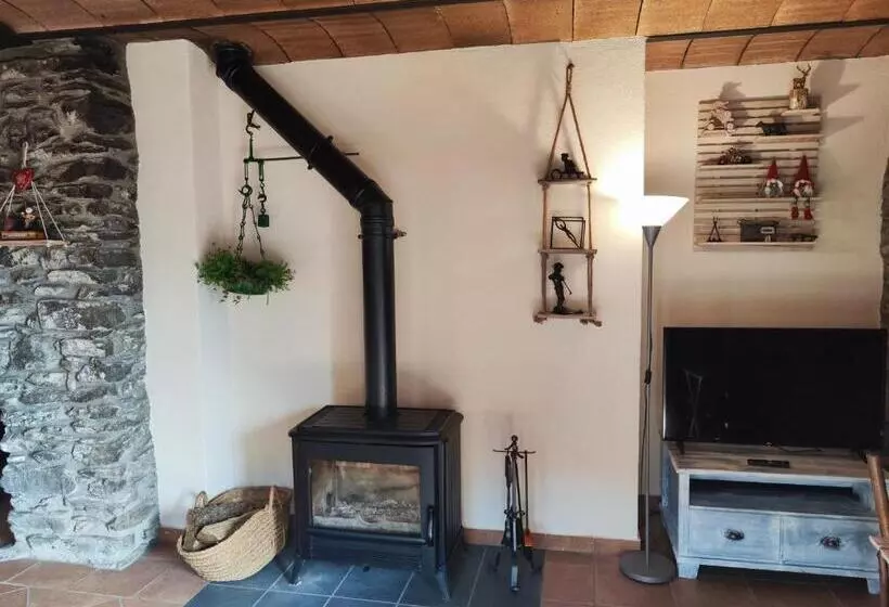 Allotjaments Cal Llarg