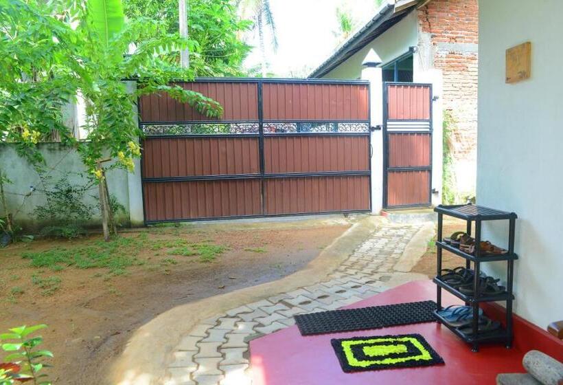 צימר Gold Sand Resort