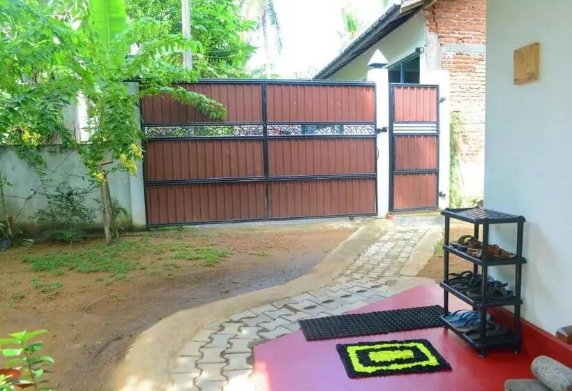 Aamiaismajoitus (B&B) Gold Sand Resort