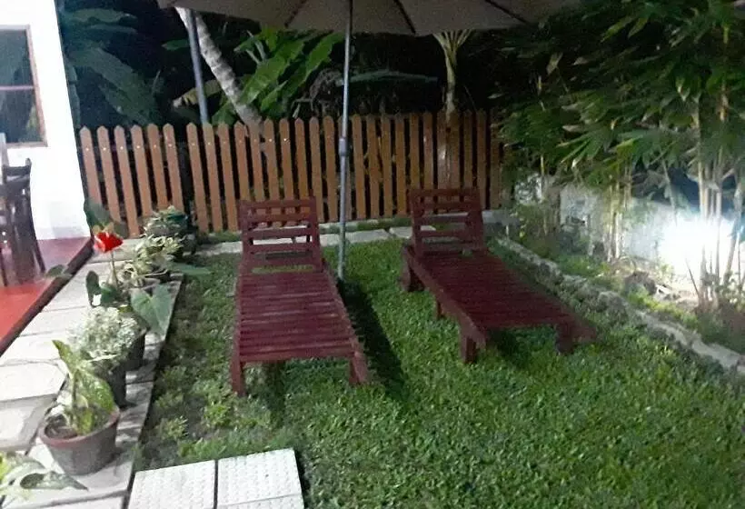 Aamiaismajoitus (B&B) Gold Sand Resort