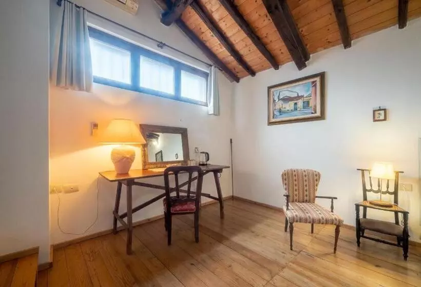 Casa Camboni Dimora Storica Bed & Breakfast