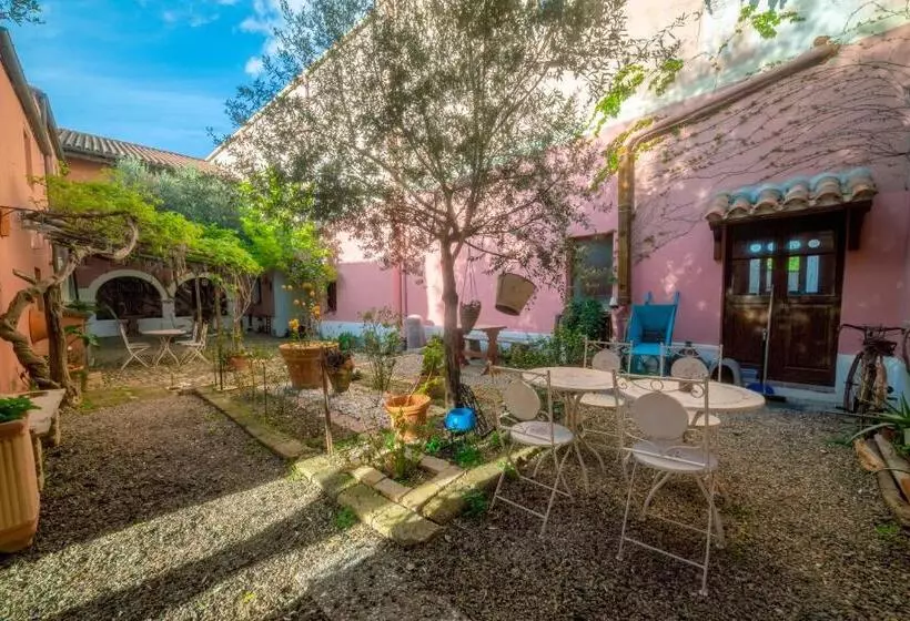 Casa Camboni Dimora Storica Bed & Breakfast