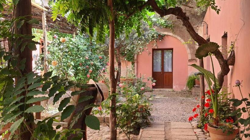 Casa Camboni Dimora Storica Bed & Breakfast