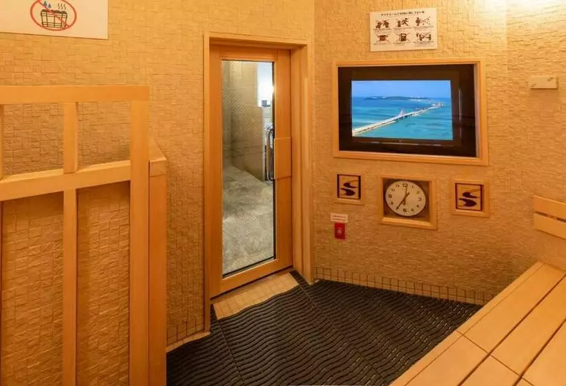 ホテル エンズマリーナ イン ライカム