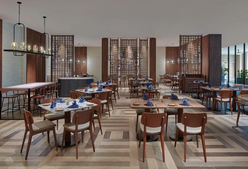 Szálloda Four Points By Sheraton Desaru