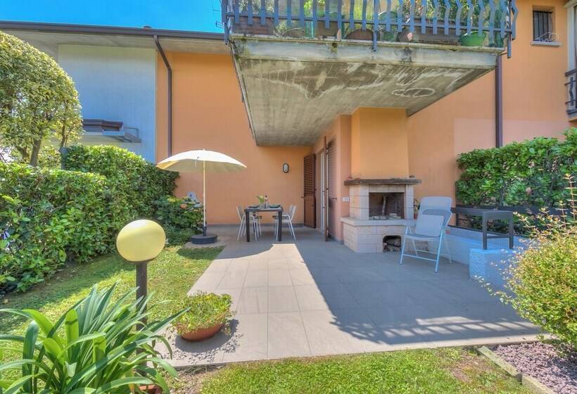 La Casa Accanto With Shared Pool   Happy Rentals