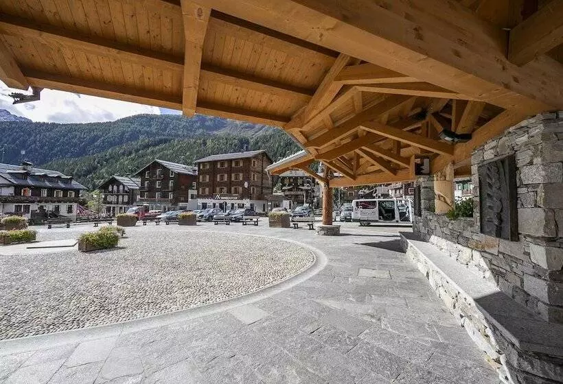 Monterosa Cozy Apartment 200mt From Ski   Happy Rentals