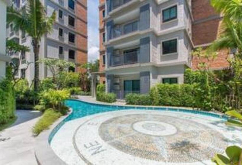 Nayang Beach Brand New Executive Luxury Condo