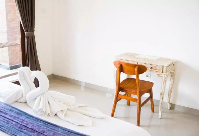 ペンション The Lucky Canggu