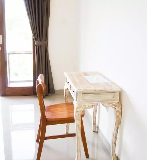 ペンション The Lucky Canggu