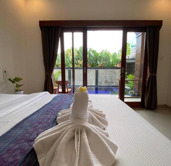 פנסיון The Lucky Canggu